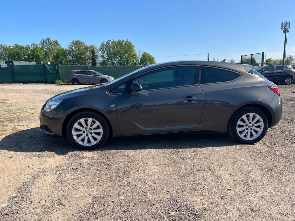 Vauxhall Astra GTC 1.4T 16V Sport Euro 5 (s/s) 3dr 2013