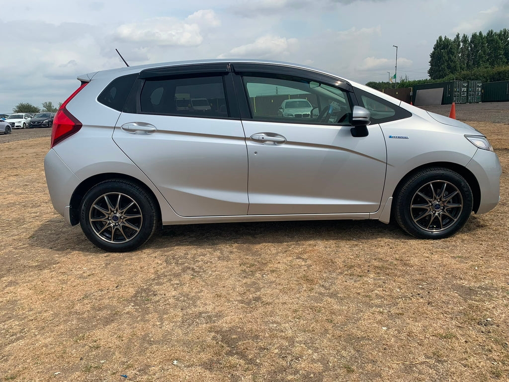 Honda Fit 2015 Hybrid Automatic 1.5l