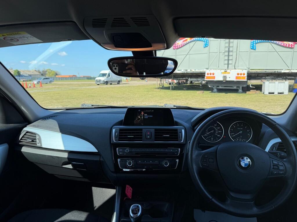 BMW 1 Series 1.5 118i SE Euro 6 (s/s) 5dr 2017